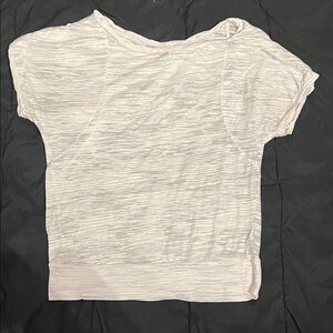 Kavio Women's Heathered White Short Sleeve Tee